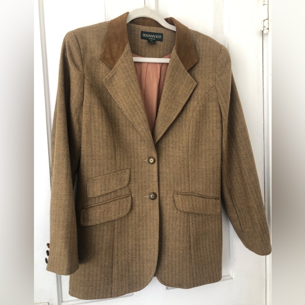 Bushwacker Wool tweed Blazer jacket
Button Closure